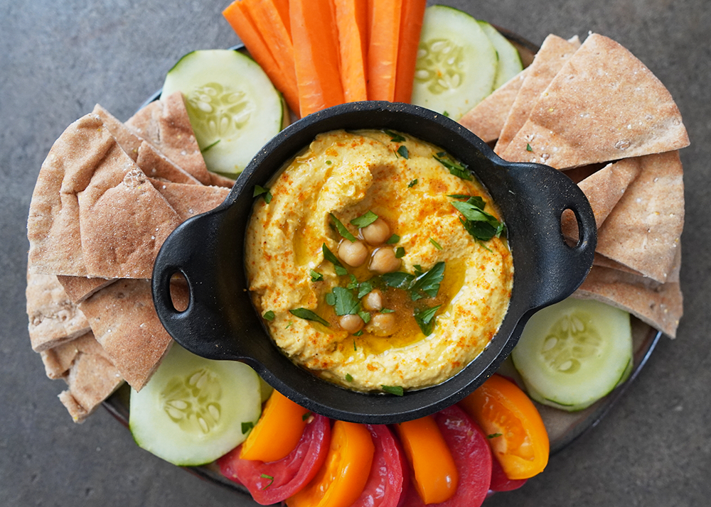 Creamy Homemade Hummus &ndash; Hoff &amp; Pepper