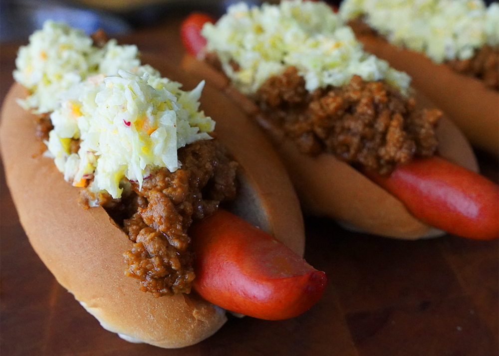 CHUCKWAGON CHILI DOGS WITH HOT CURRY COLESLAW